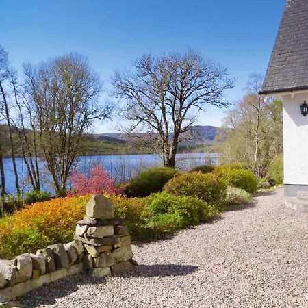 Lochview Guesthouse Contin Exterior photo