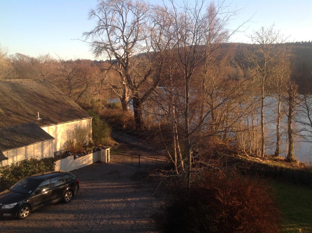 Lochview Guesthouse Contin Exterior photo